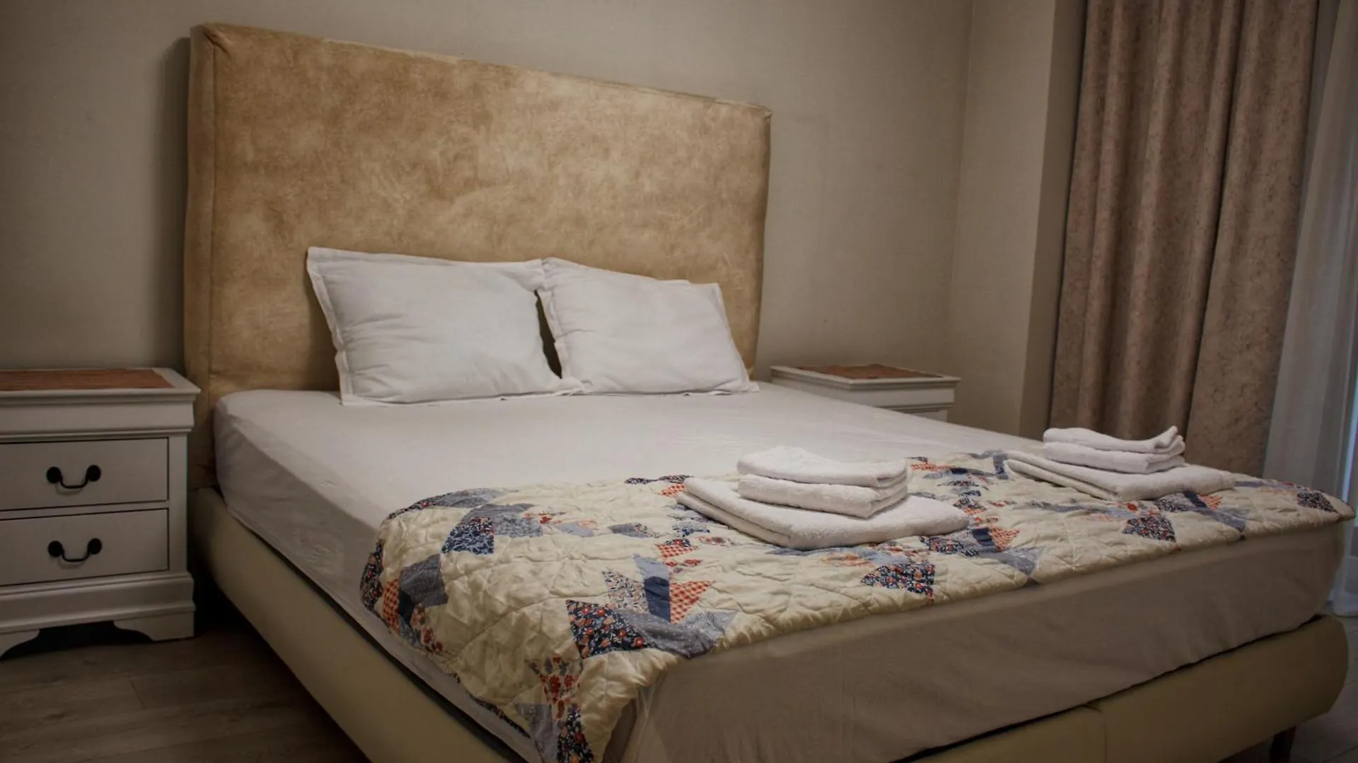 Luxury Park Residences 5 Bucharest 0*,